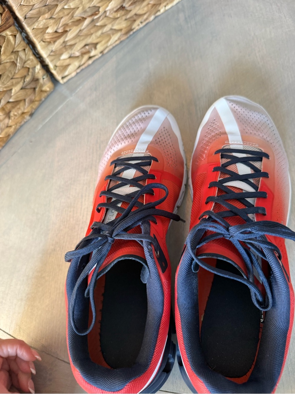 On Running Coral and Navy Men's Running Shoe - Picture 7 of 7